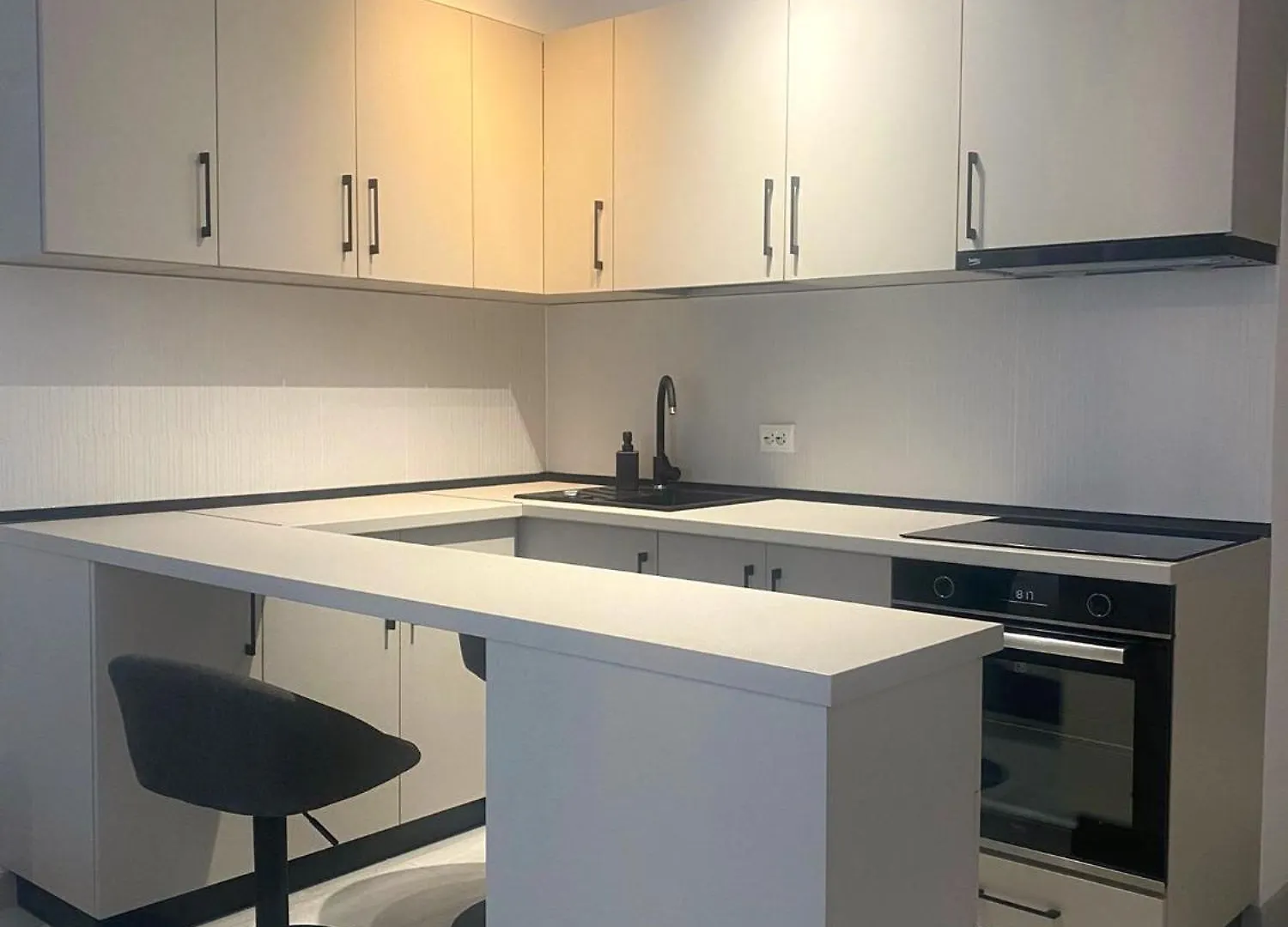 Apartment Yamaluxe Studio - Silent & Modern Bucharest Romania