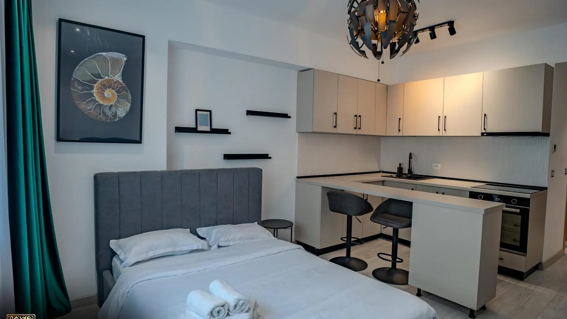Apartment Yamaluxe Studio - Silent & Modern Bucharest