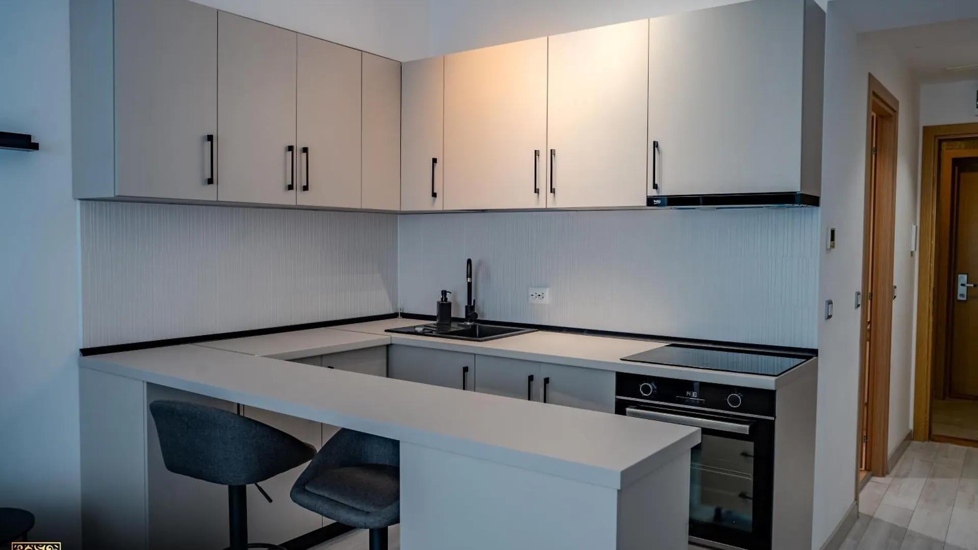 Yamaluxe Studio - Silent & Modern Bucharest Apartment